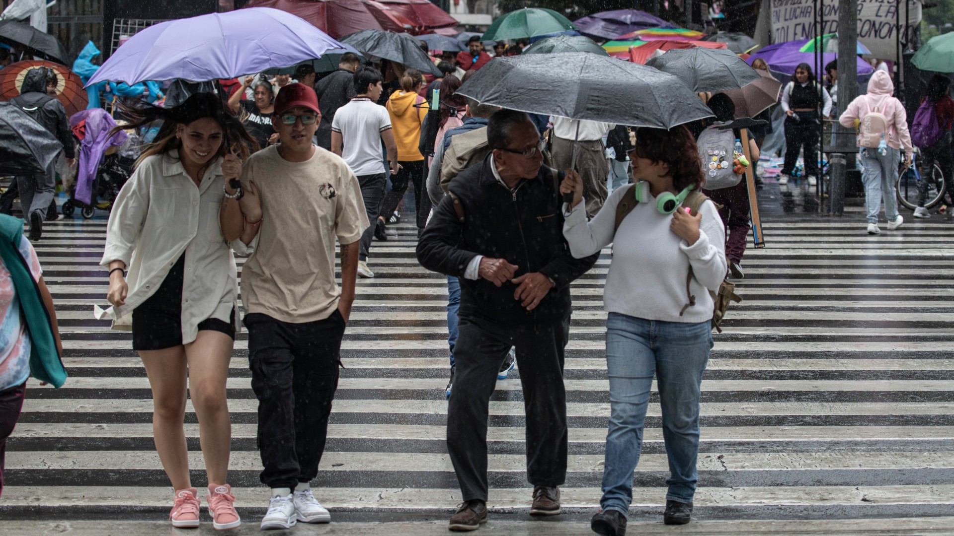 Lluvia en CDMX y Edomex: Reportes En Vivo de Inundaciones y Afectaciones